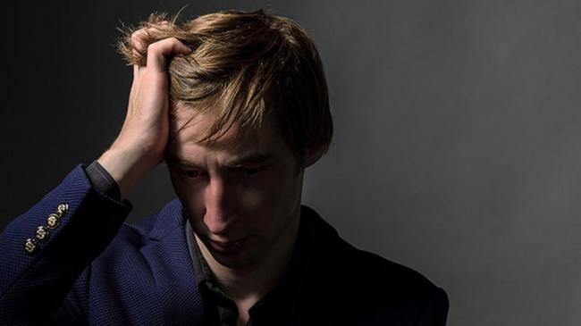 42岁男子深夜突发脑梗 从不喝酒抽烟