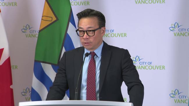 突发! 温哥华市议员众筹律师费起诉华裔市长