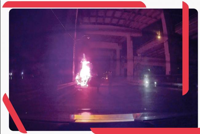 特斯拉惨烈车祸! 加拿大留学生等4人活活被烧死