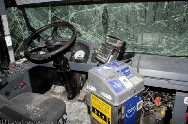 2死6伤! 加拿大公交车司机发疯加速撞进托儿所