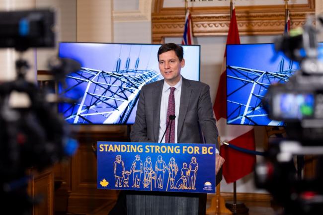 大崩盘! 卑诗省长支持率1年暴跌16% 创历史新低