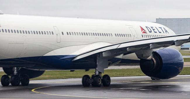 突发! 载286人客机起飞后发动机爆炸 视频曝光 突发! 载286人客机起飞后发动机爆炸 视频曝光