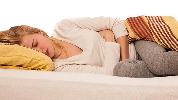 女子胃癌晚期回家天天吃肉睡觉 谁劝都不理