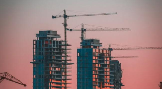 史诗级崩盘! 大温楼花销量暴跌98% 开发商陷绝境