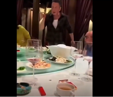 男星酒后视频刷屏 又一个“毕福剑”？