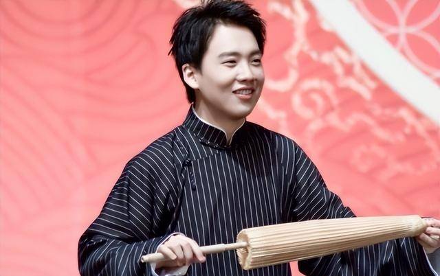 郭德纲谈儿子聘礼:3套四合院 2.6亿彩礼 郭德纲谈儿子聘礼:3套四合院 2.6亿彩礼