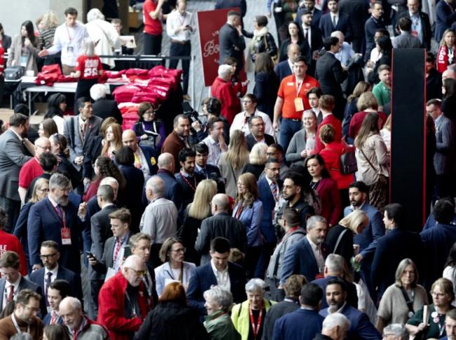 炸锅! 加拿大高学历人才或被征万"离境税"? 炸锅! 加拿大高学历人才或被征万"离境税"?