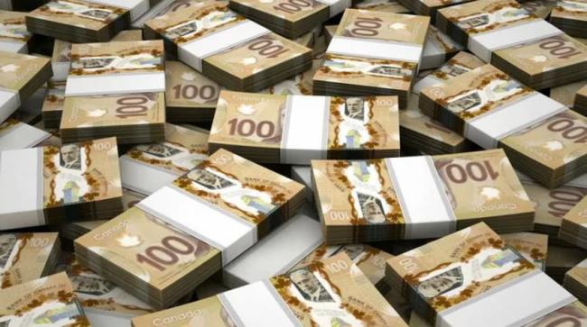 炸锅! 加拿大高学历人才或被征万"离境税"? 炸锅! 加拿大高学历人才或被征万"离境税"?