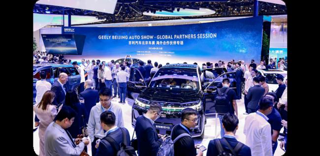 外国人挤爆北京车展 全球汽车进入中国时间