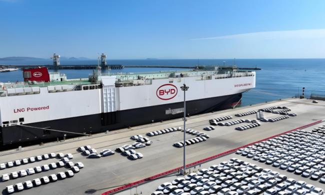 外国人挤爆北京车展 全球汽车进入中国时间