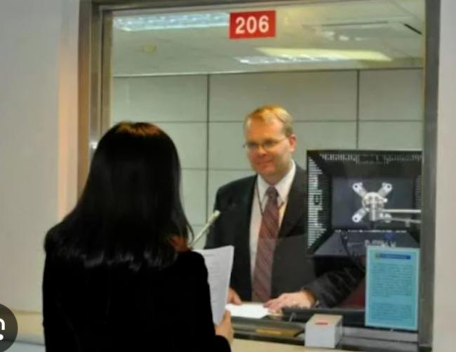 美签新规多了两道送命题! 只要答“是”当场拒签