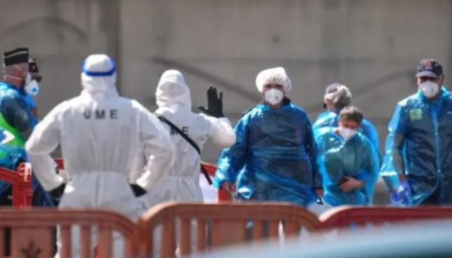 染疫邮轮上的4名加拿大旅客已登机 将回加拿大