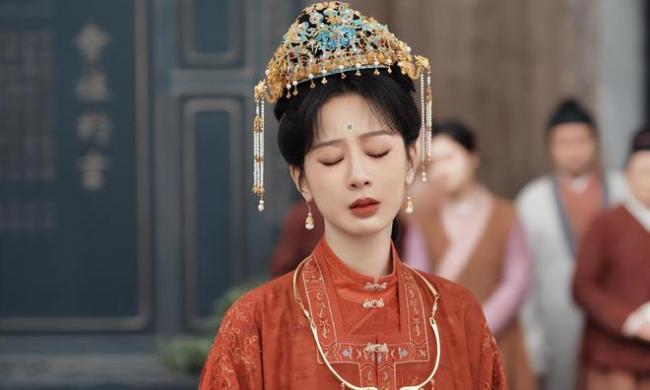 杨紫新剧脸部状态堪忧:大浓妆开十级美颜 杨紫新剧脸部状态堪忧:大浓妆开十级美颜