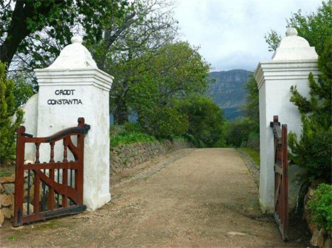 康斯坦夏酒庄 (Groot Constantia) 康斯坦夏酒庄 (Groot Constantia)