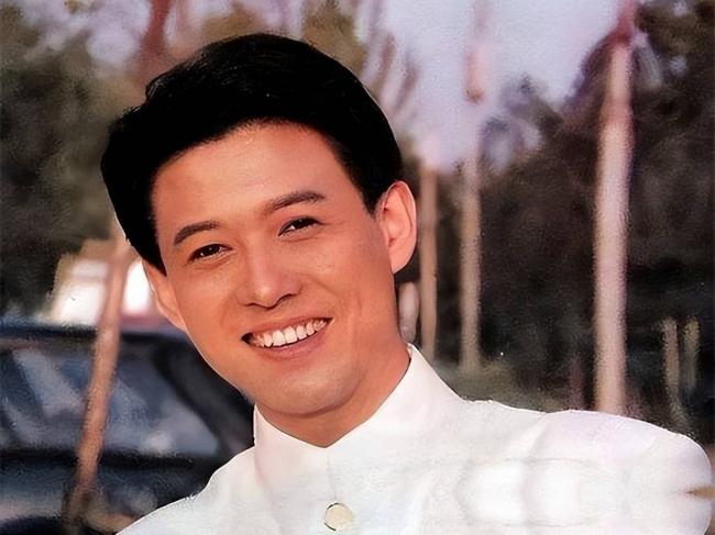 著名演员从发病到去世仅20分钟 儿子比他更有名 著名演员从发病到去世仅20分钟 儿子比他更有名
