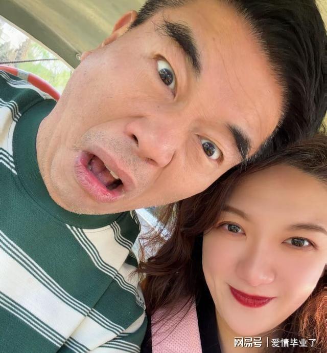 知名演员58岁喜获子 娶小27岁央视主持低调幸福 知名演员58岁喜获子 娶小27岁央视主持低调幸福