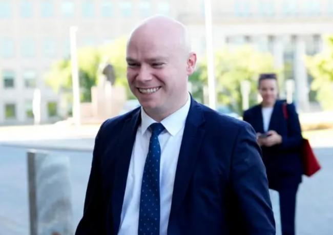 卡尼副幕僚长宣布辞职,拟角逐自由党国会议员 卡尼副幕僚长宣布辞职,拟角逐自由党国会议员
