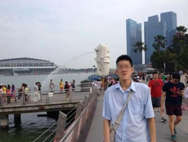 惊悚! 华人教授提大砍刀闯教室 狂砍亲戚50多刀 惊悚! 华人教授提大砍刀闯教室 狂砍亲戚50多刀