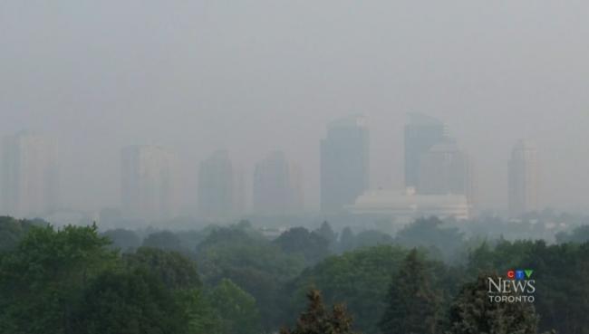 多伦多空气质量警报再升级! 山火烟雾持续笼罩 多伦多空气质量警报再升级! 山火烟雾持续笼罩