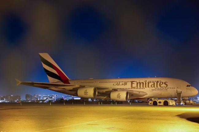 阿联酋航空A380备降杭州 373乘客困机舱10小时