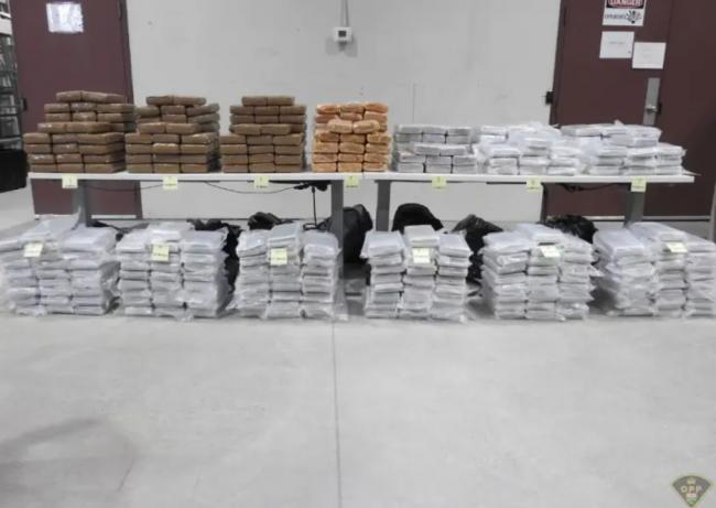 加美联手破跨境贩毒集团 毒品市值逾title.39亿 加美联手破跨境贩毒集团 毒品市值逾alt.39亿