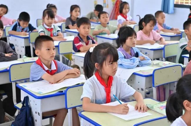 少子化海啸! 中国每天22所小学59所幼儿园消失
