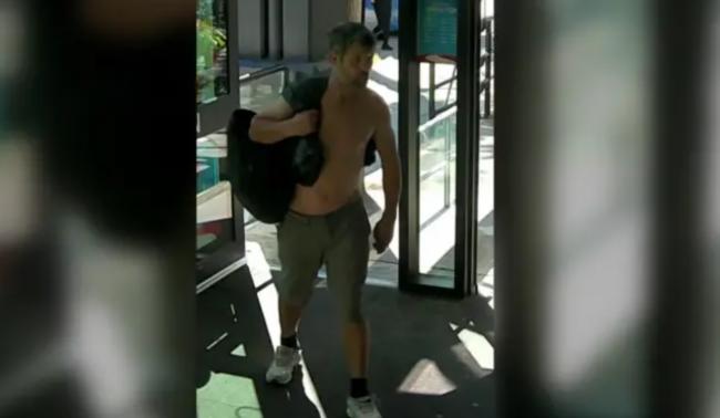 他涉温哥华袭击长者还推倒在地 警方追缉 他涉温哥华袭击长者还推倒在地 警方追缉