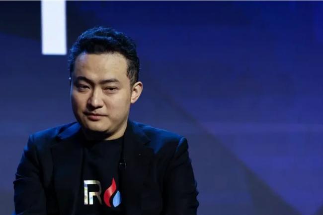 胡锡进批孙宇晨给中国男人丢脸 吁勿封杀景甜
