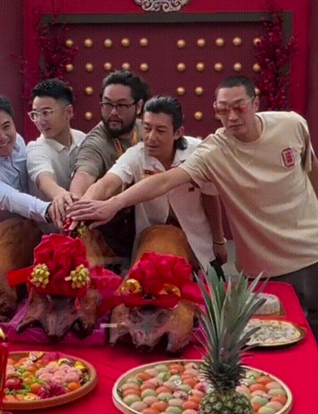 陈冠希突然复出! 新电影开拍! 回应断崖式衰老 陈冠希突然复出! 新电影开拍! 回应断崖式衰老