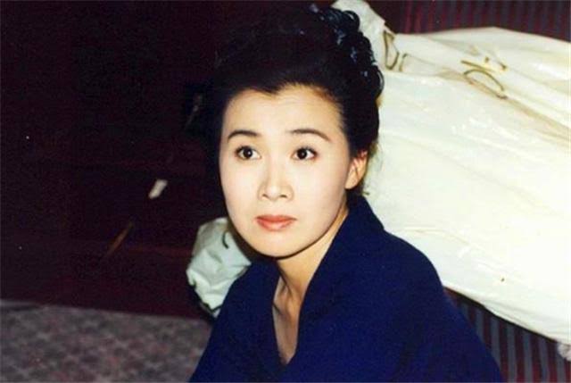 她是陈道明一生的痛 刚拿到影后就被查出癌症