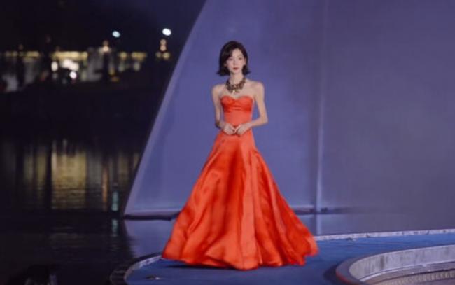 “最美校花”暴瘦剩41KG 骨瘦如柴震惊全网